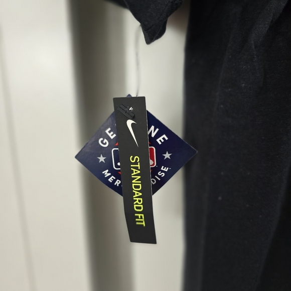 Brand New Nike MLB Chicago Cubs Armed Forces Day Black Camo T-Shirt Medium Mens - Picture 8 of 10